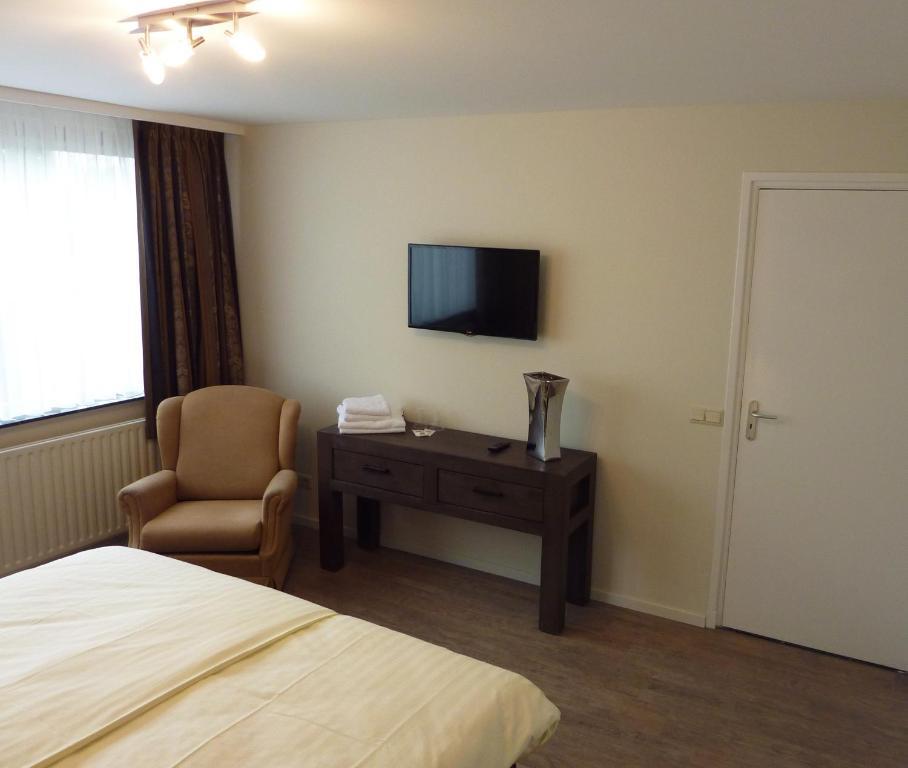 Hotel De Beukelaer Roggel Δωμάτιο φωτογραφία